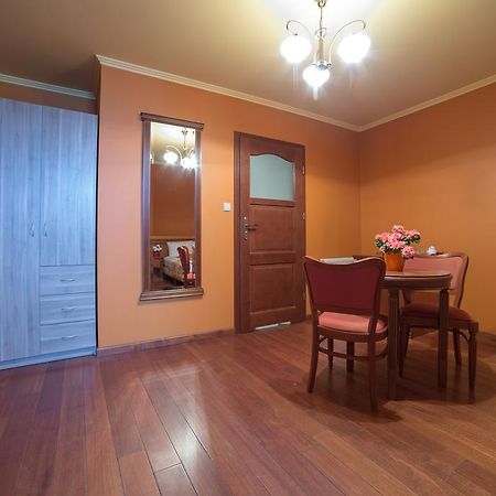Rynek 16 Aparthotel Сандомир Екстериор снимка
